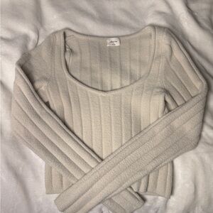 Aritzia Wilfred Free Hush Knit Sweetheart Sweater
